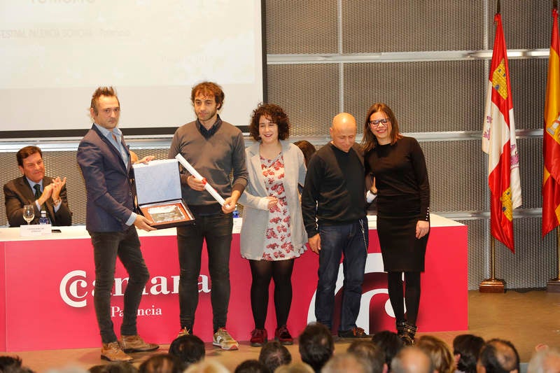 El presidente de la entidad, Vicente Villagrá, destaca el compromiso de los premiados en la creación de empleo