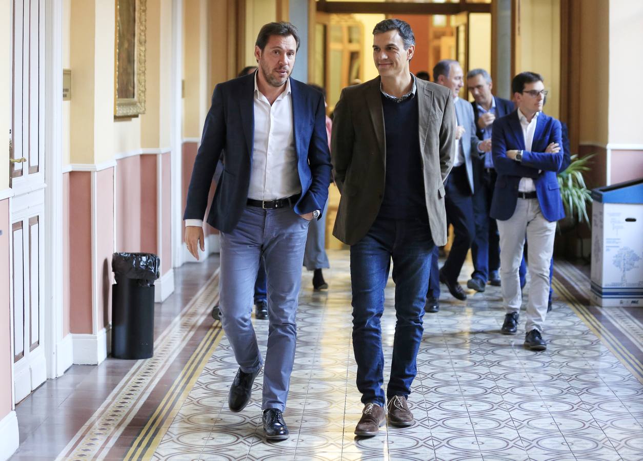 El secretario general del PSOE se reúne hoy y mañana en la capital vallisoletana con la Comisión Permanente socialista, el núcleo duro del PSOE federal