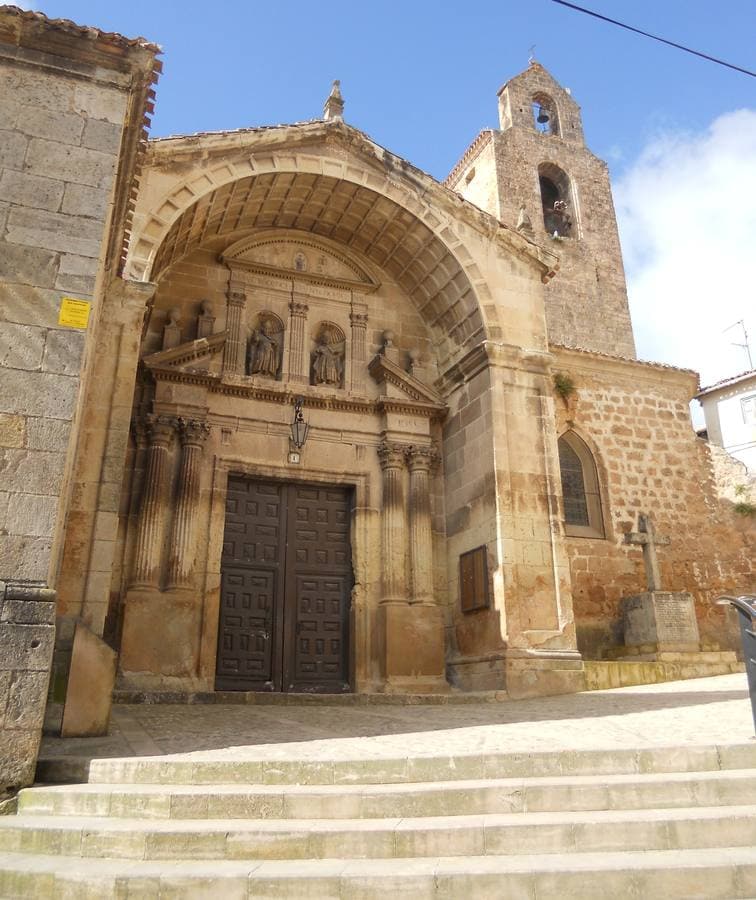 Poza de la Sal. Iglesia parroquial de los santos San Cosme y San Damián.