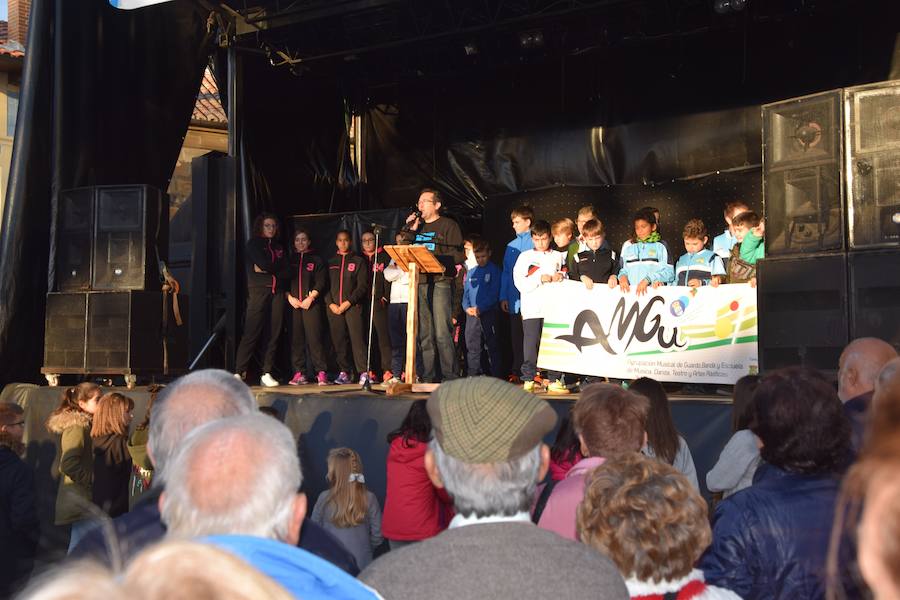 Manifestación en Velilla del Río Carrión por el cierre de la central