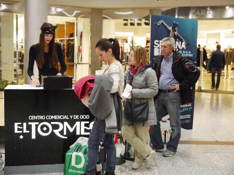 El Black Friday llena las tiendas en Salamanca