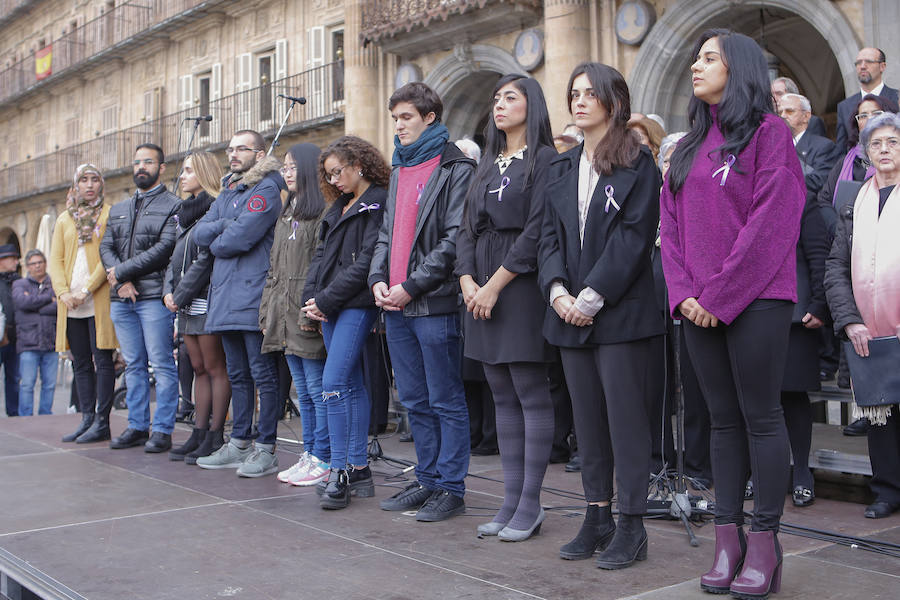 Actos contra la violencia de género en la Plaza Mayor de Salamanca