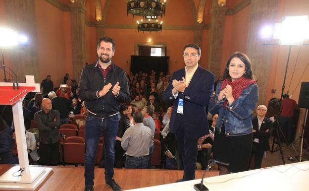 Luis Tudanca, Fernando Pablos y Adriana Lastra, en el arranque del congreso de los socialistas salmantinos.