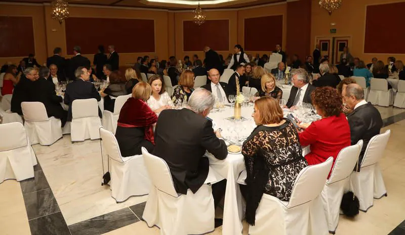 Tradicional cena de gala benéfica del Rotary Club de Palencia