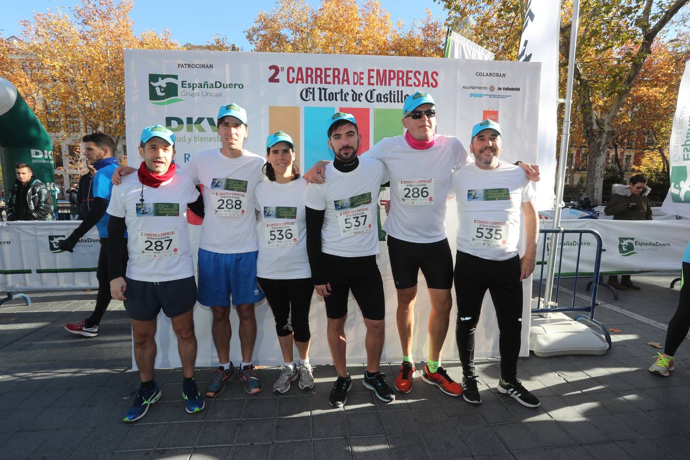 Photocall y salida de la II Carrera de Empresas de El Norte de Castilla