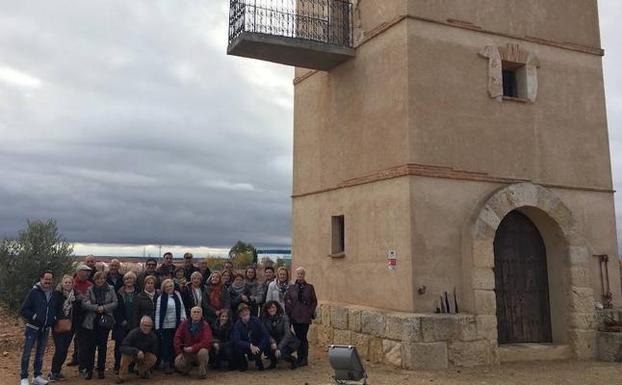 Miembros de la Asociación Cultural Nuestras Raíces de Galindo y Perahuy en Liberalia. 