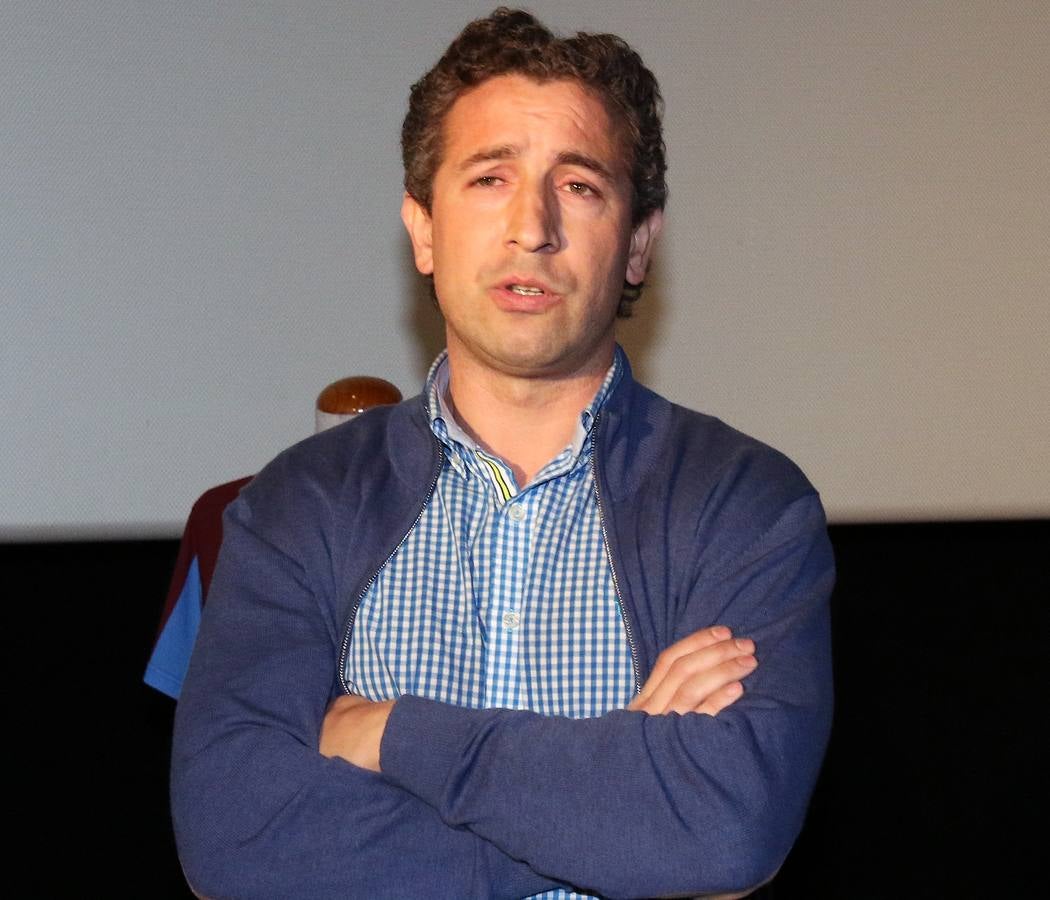 El acto de presentación, a cargo de Antonio García Rivilla, contó con la asistencia de aficionados, exjugadores y jugadores de la actual plantilla