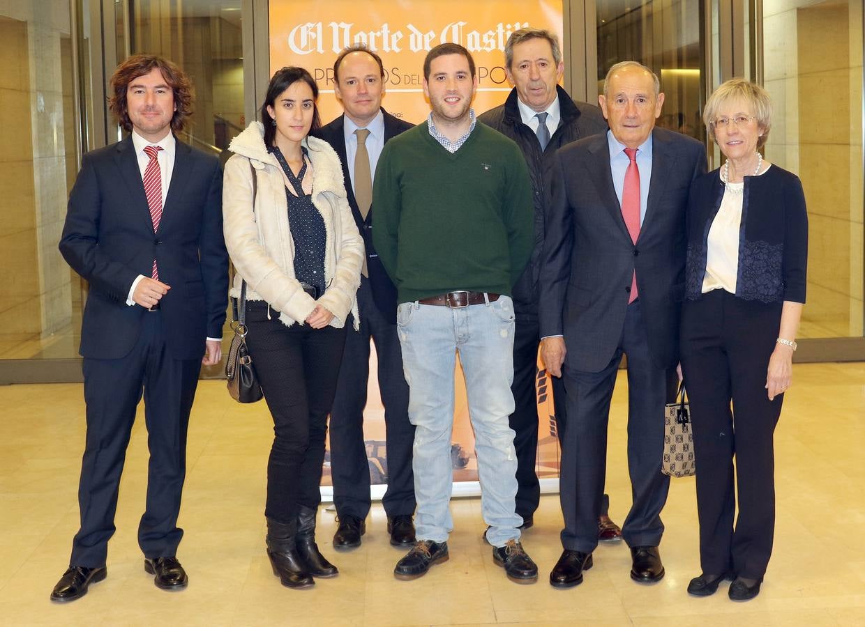 Fernando Villalba (direcor de Comunicación de Protos), Laura Arranz (novia de Javier Bayón), Carlos Villar (director de Protos), Javier Bayón (hijo de Edmundo Bayón), Antonio Sanz (vicepresidente de Protos), Edmundo Bayón (presidente de Protos) y María Gloria del Barrio (esposa de Edmundo Bayón).