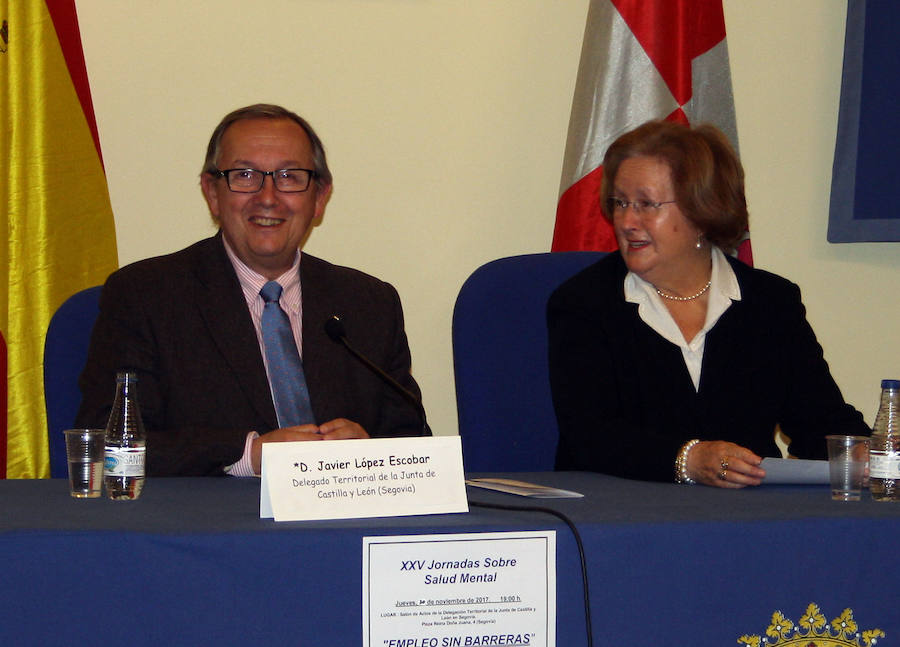 Javier López-Escobar y Rosario Martín, en la inauguración de la jornada.