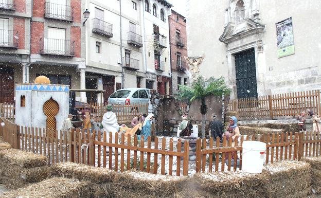 Belén instalado en la Plaza Mayor de Cuéllar