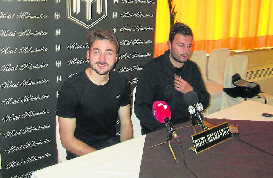 Kevin y Astu, antes de la rueda de prensa de ayer.