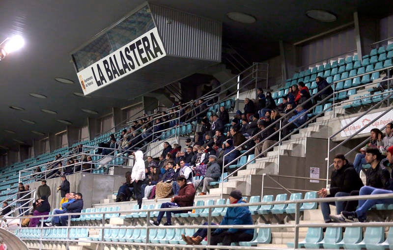 La falta de puntería castigó al equipo palentino, que creó múltiples ocasiones ante el Ávila