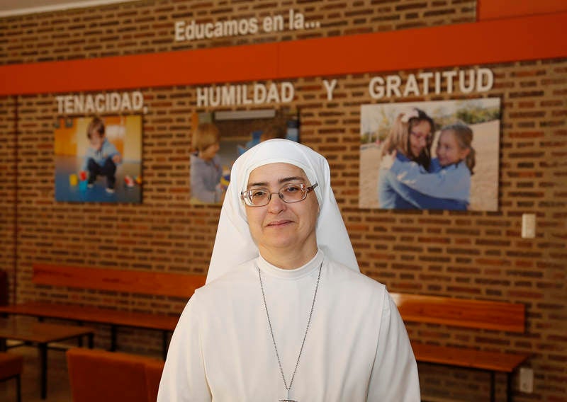 Tenacidad, humildad y gratitud marcan la tarea de la educación en valores cristianos que recibe el casi centenar de alumnos