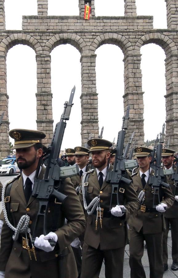 99 personas han sellado su compromiso con la defensa de España y de sus valores