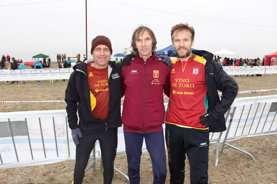 Participantes en el cross de Cantimpalos