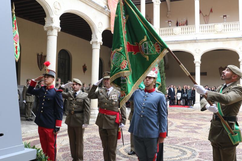 Acto de honor a la Inmaculada Concepción en el Palacio Real de Valladolid