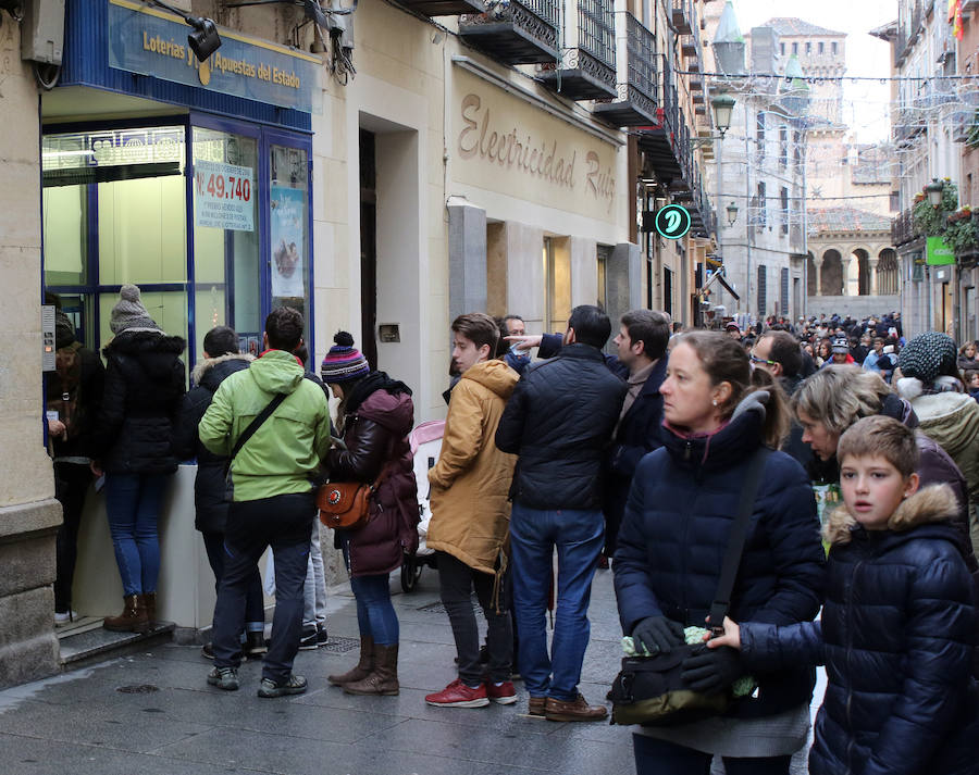 Los turistas escogen Segovia para pasar el puente de la Constitución