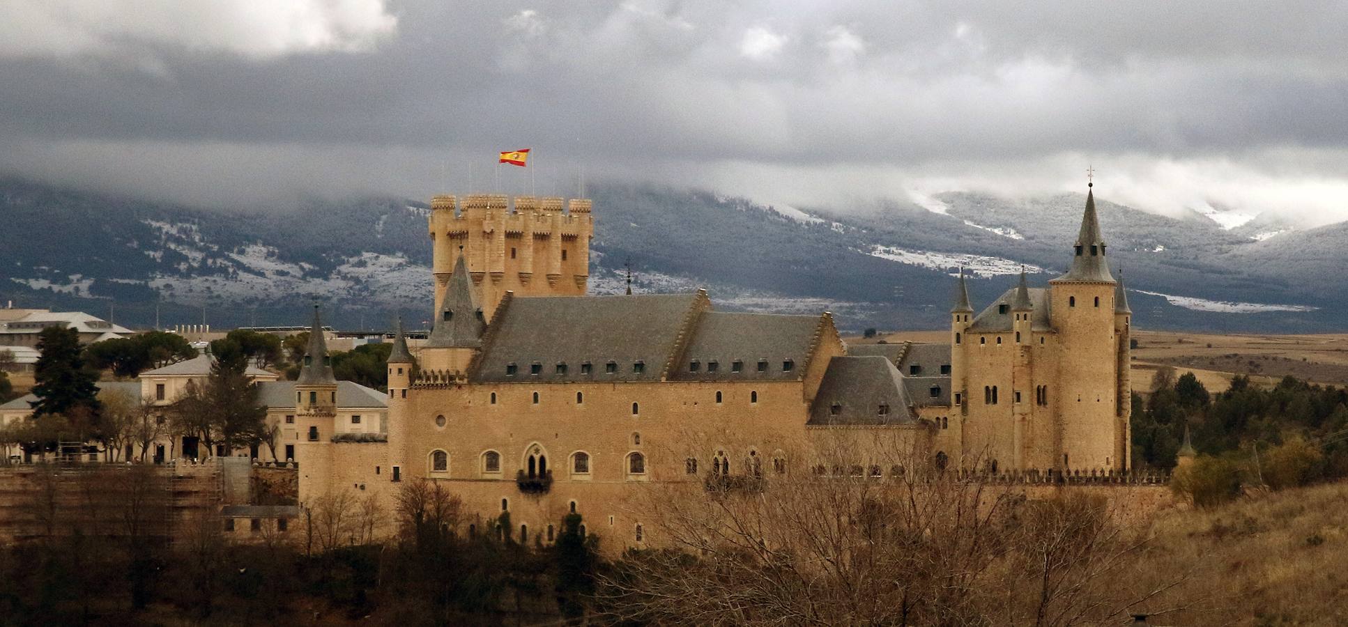 Jornada de frío y nieve en Segovia