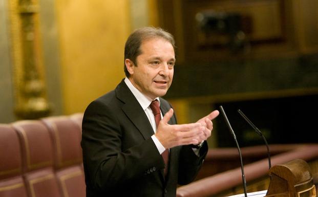 El diputado Juan Luis Gordo, en el Congreso. 