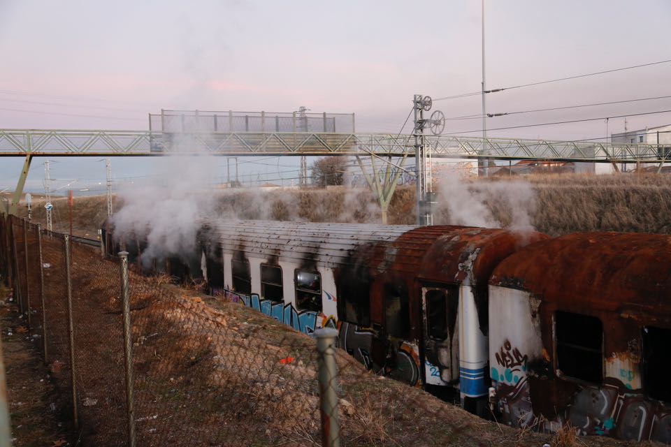 En muy poco tiempo una densa masa de humo cubría el cielo de toda la zona y era visible desde prácticamente toda la ciudad