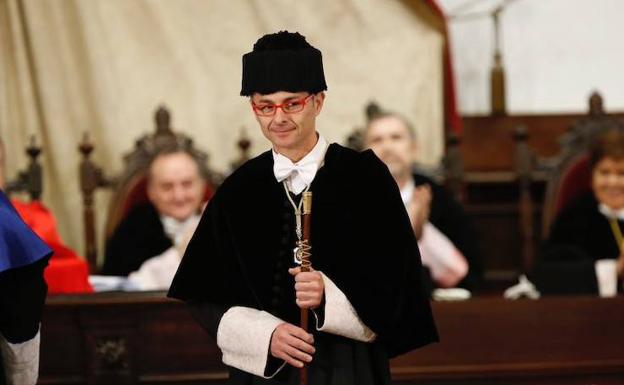 Ricardo Rivero,investido como rector de la Universidad de Salamanca. 