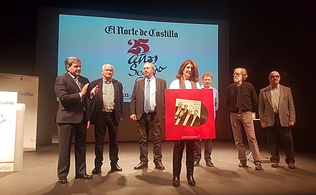 El Norte de Castilla entrega un premio al Nuevo Mester de Juglaría por su trayectoria. 