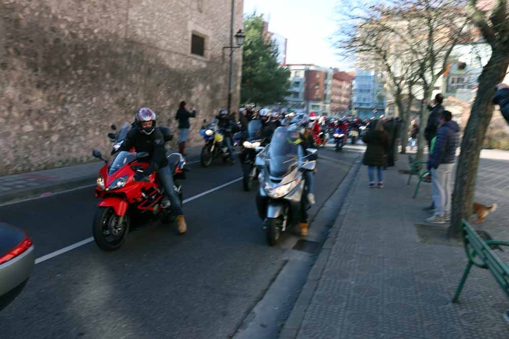 Cerca de 1.000 moteros han participado en la campaña solidaria del Real Moto Club Burgalés