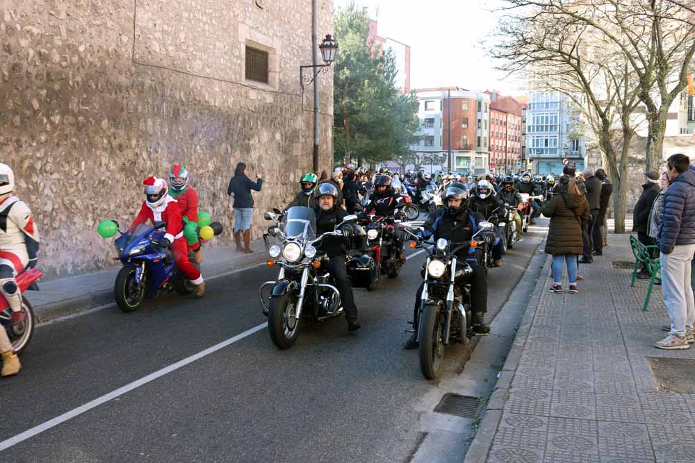 Cerca de 1.000 moteros han participado en la campaña solidaria del Real Moto Club Burgalés