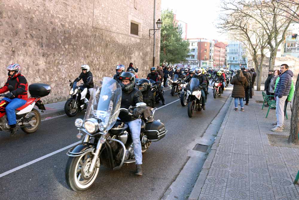 Cerca de 1.000 moteros han participado en la campaña solidaria del Real Moto Club Burgalés