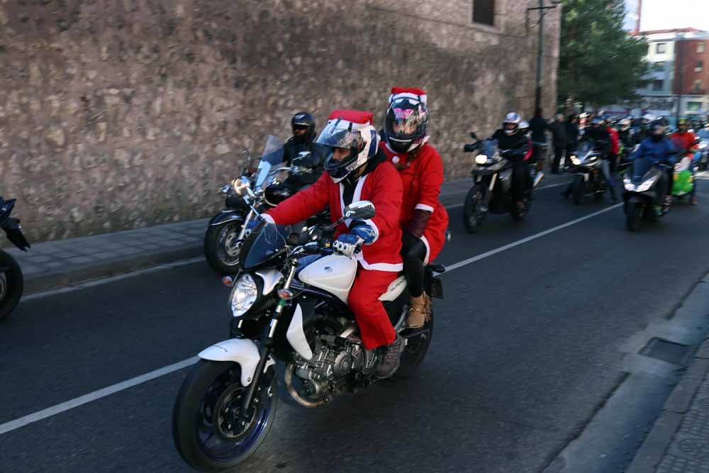 Cerca de 1.000 moteros han participado en la campaña solidaria del Real Moto Club Burgalés