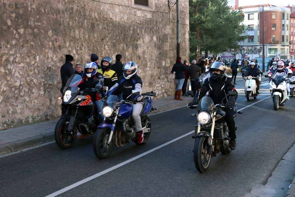 Cerca de 1.000 moteros han participado en la campaña solidaria del Real Moto Club Burgalés