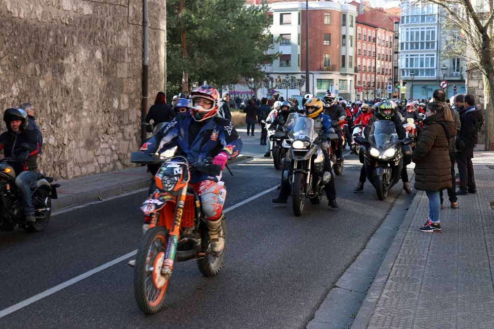 Cerca de 1.000 moteros han participado en la campaña solidaria del Real Moto Club Burgalés