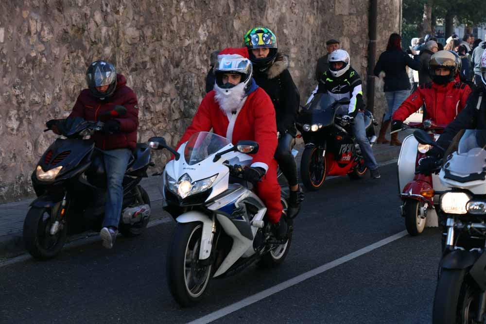 Cerca de 1.000 moteros han participado en la campaña solidaria del Real Moto Club Burgalés