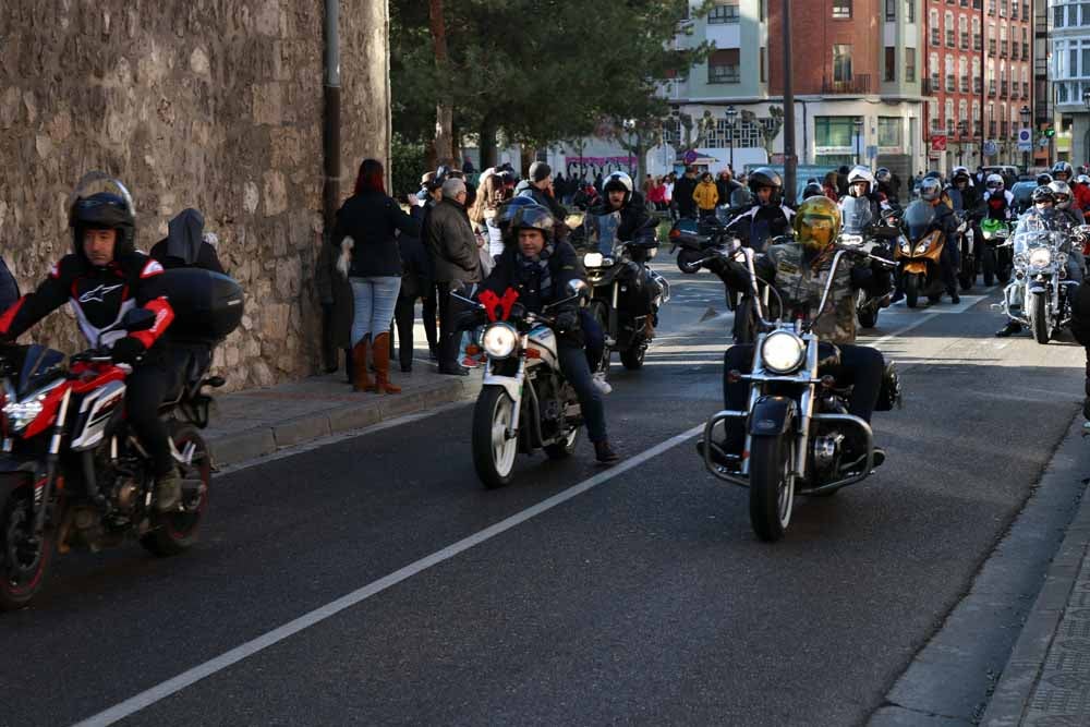 Cerca de 1.000 moteros han participado en la campaña solidaria del Real Moto Club Burgalés