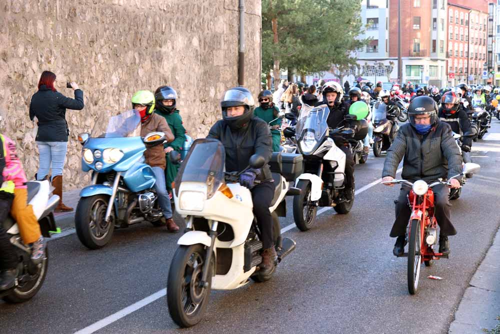 Cerca de 1.000 moteros han participado en la campaña solidaria del Real Moto Club Burgalés