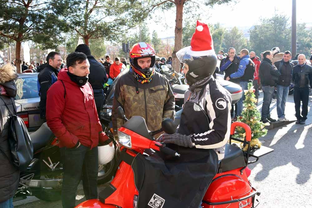 Cerca de 1.000 moteros han participado en la campaña solidaria del Real Moto Club Burgalés