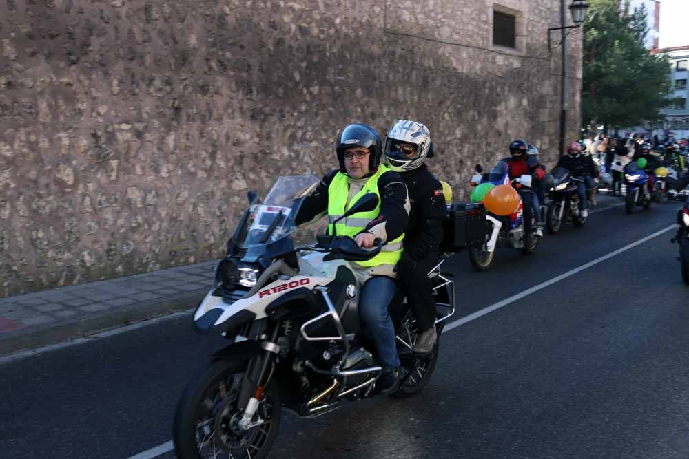 Cerca de 1.000 moteros han participado en la campaña solidaria del Real Moto Club Burgalés