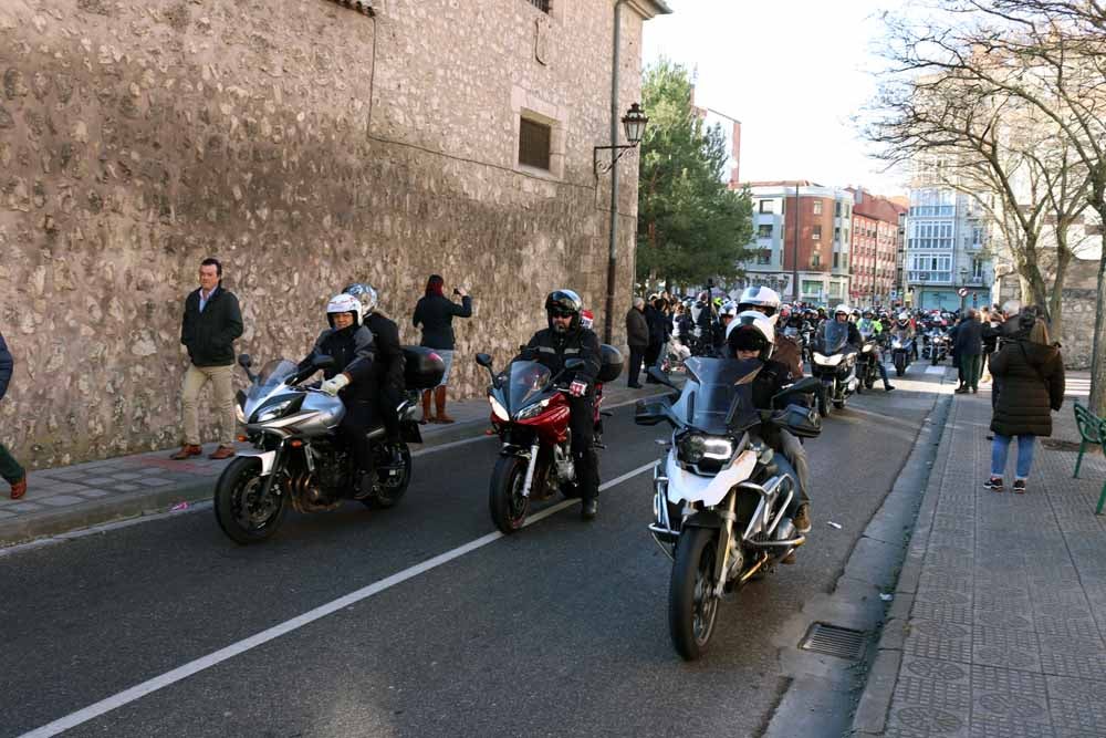 Cerca de 1.000 moteros han participado en la campaña solidaria del Real Moto Club Burgalés