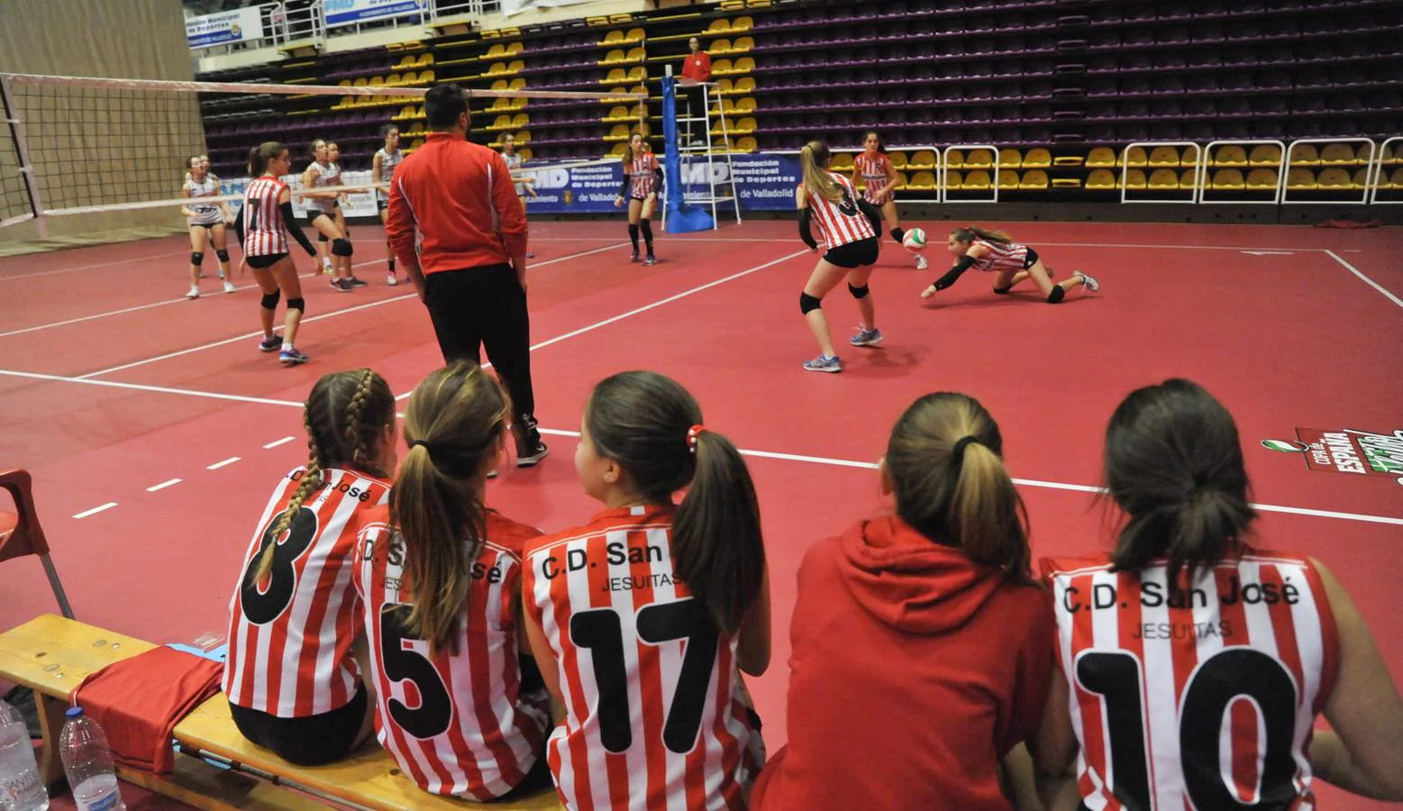 El pabellón deportivo acogió los primeros partidos de la Copa de España alevín e infantil | La competición reúne en Valladolid a cerca de 1.400 jóvenes de 99 equipos