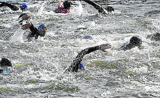 Paticipantes en el triatlón de Veracruz