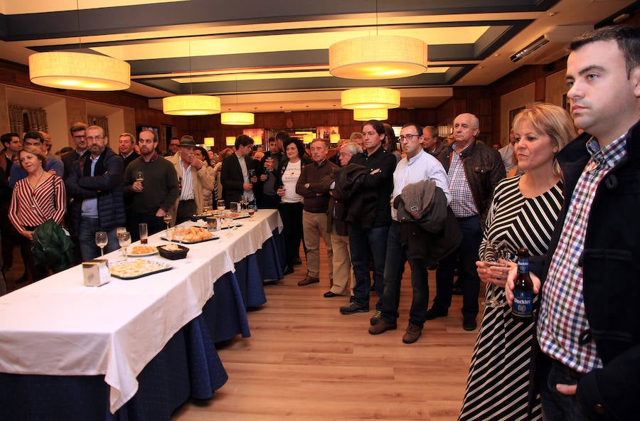 Vino navideño del PSOE en Segovia