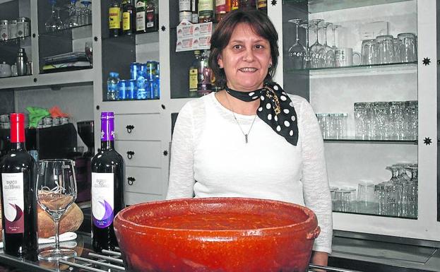 Un bar donde se llama a los clientes por su nombre