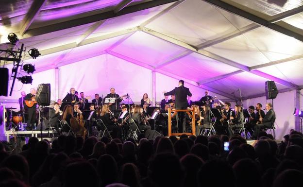 Concierto de Navidad de la Banda de Coca y El Mester de Juglaría. 