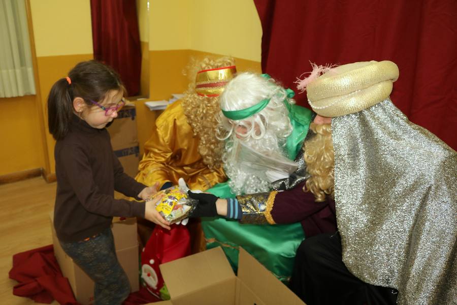 Los pajes reales recorren la geografía palentina