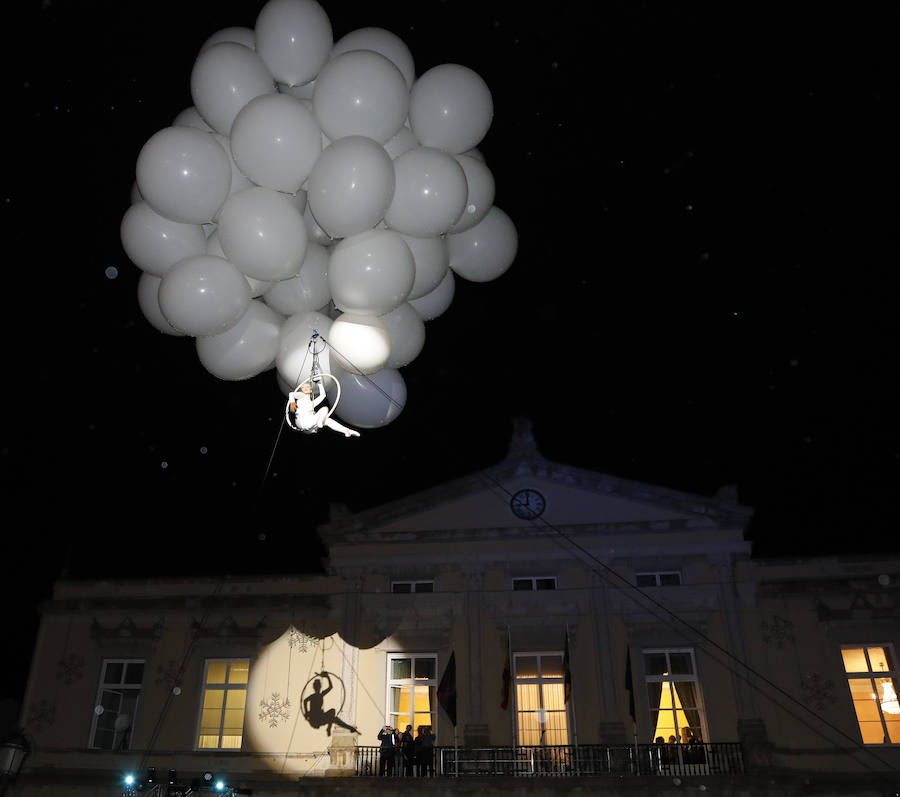 Palencia disfruta de la Cabalgata a pesar de la lluvia