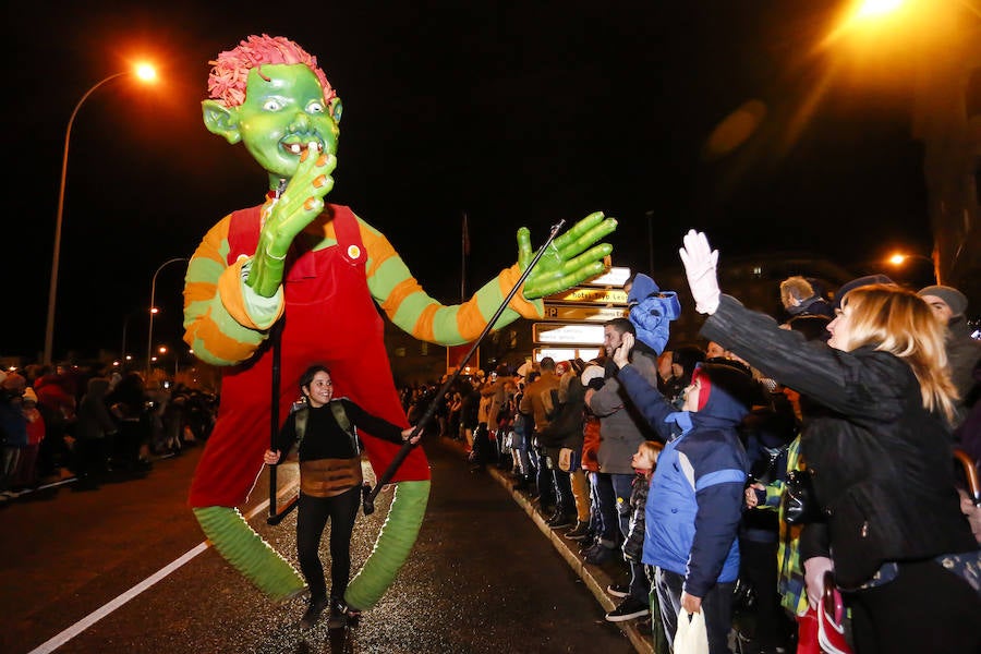 Llegada de SS.MM. los Reyes Magos a la capital leonesa.