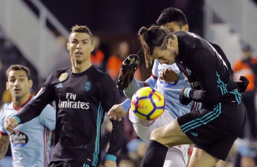 El Real Madrid empató ante el Celta en Balaídos, 2-2, en la jornada 18 de Liga. El cuadro vigués se adelantó con Wass y Bale remontó para los blancos. Sin embargo, Maxi Gómez marcó la igualada en los instantes finales.