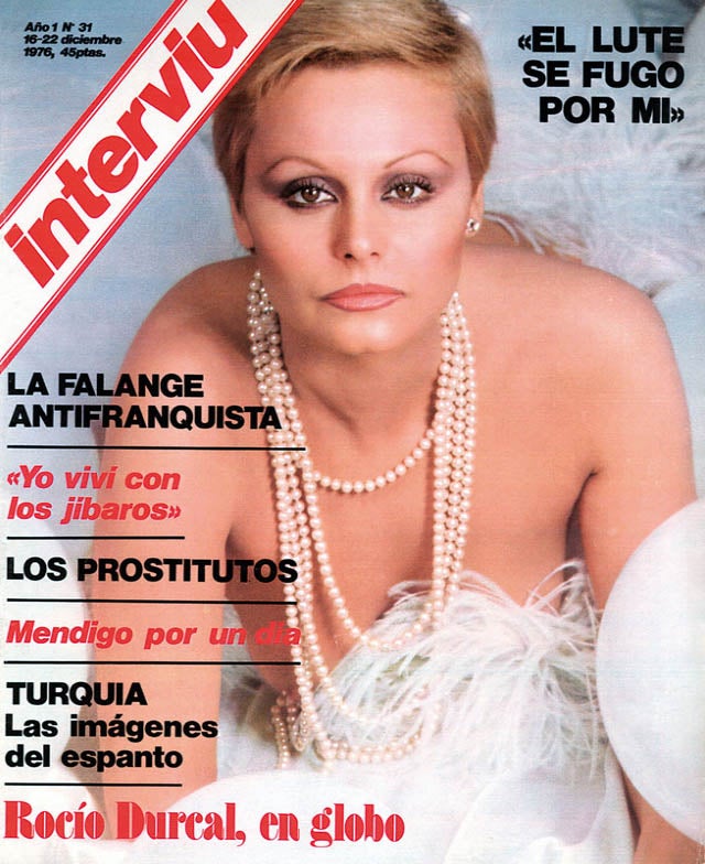 El primer número salió a la venta la semana del 22 de mayo de 1976 con la imagen de una mujer desconocida