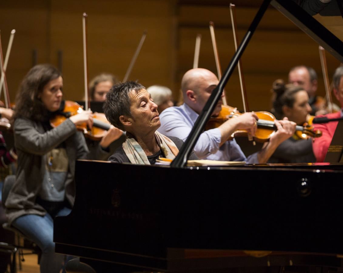 La intérprete lusa se despide con dos conciertos en el Auditorio Miguel Delibes