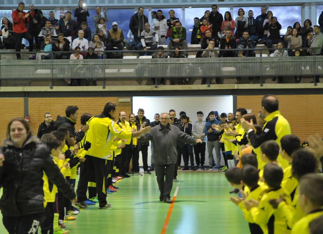 Homenaje del CD San Isidro a José Luis Tejedor